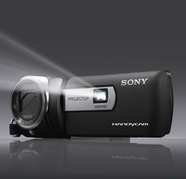 sistema sencillo dos semanas Sony Handycam DCR-PJ5E, videocámara económica con proyector