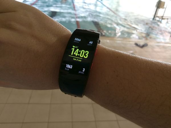 Lo siento Registrarse Aptitud Pulsera de actividad, smartwatch o reloj deportivo: ¿qué es mejor?