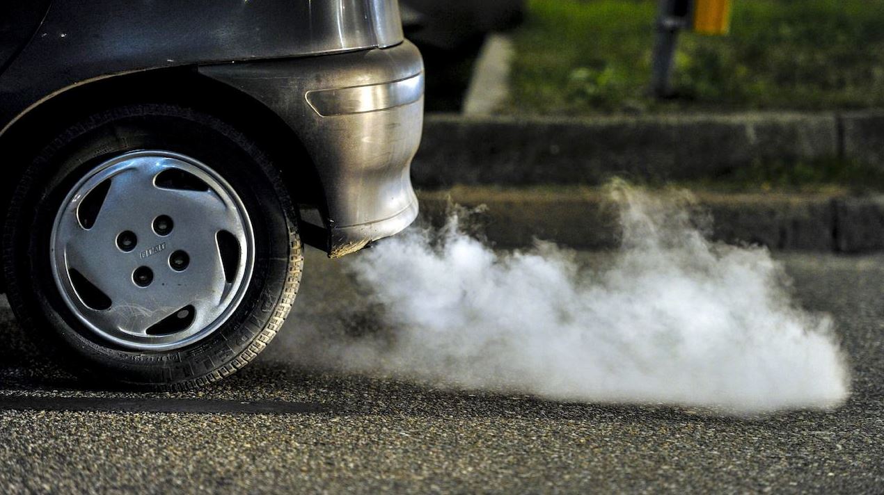 Etiqueta Ambiental DGT Para El Coche, Cómo Pedirla Y Para Qué Sirve