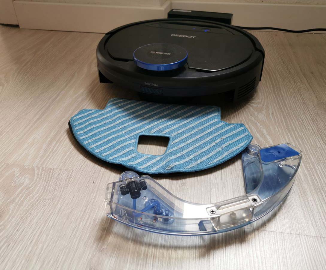 Ecovacs Deebot Ozmo 930 3