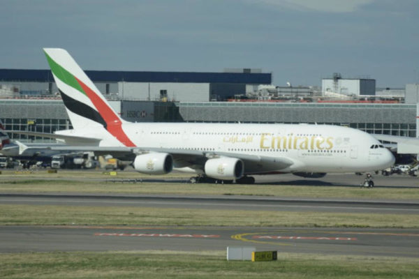 Airbus-A380-800_1200