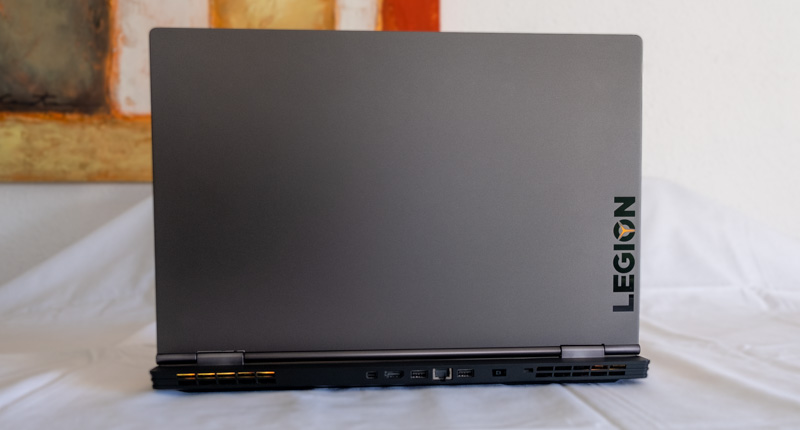 mi experiencia de uso con el Lenovo Legion Y740 carcasa trasera