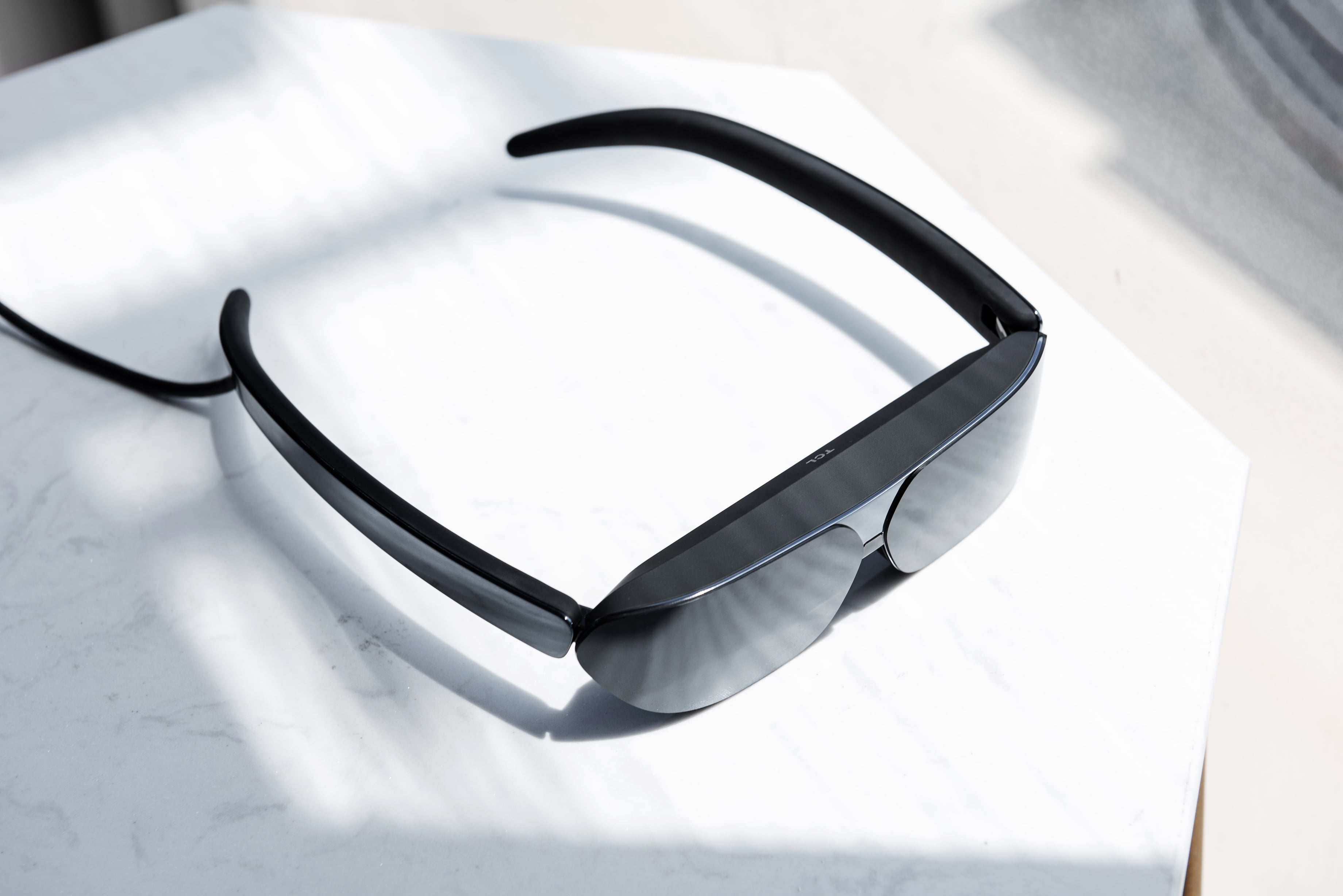 Estas gafas inteligentes de TCL te ponen una pantalla de 140 pulgadas delante 1