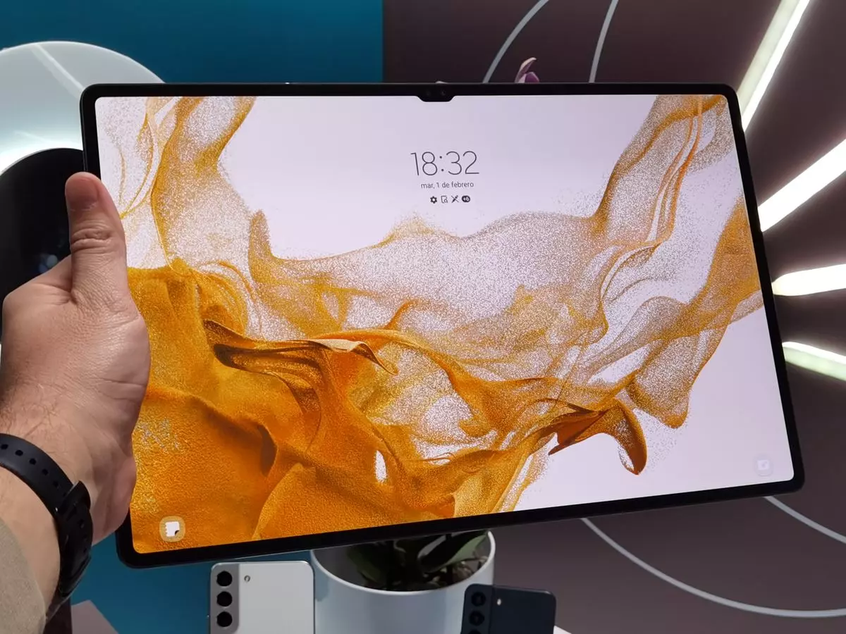 Samsung podría estar trabajando en un enorme tablet Android de 18