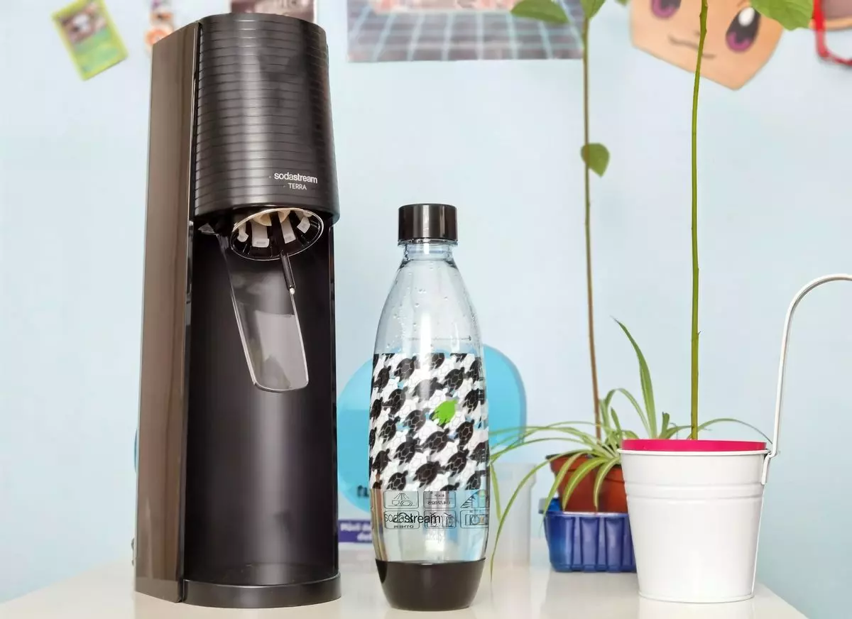 Agua con gas hecha en casa: probamos el sistema 'SodaStream' - LaGulateca