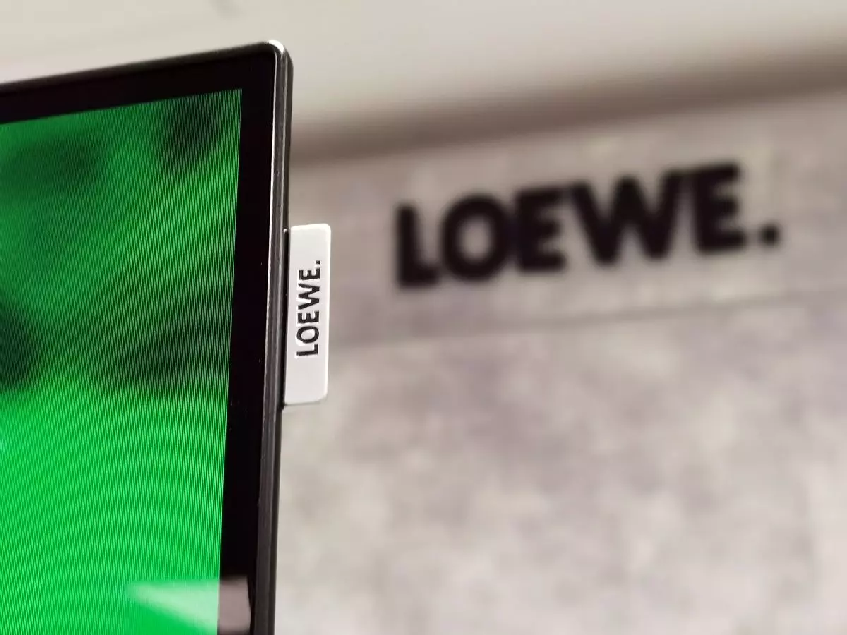 Televisor OLED Loewe bild v.55 DR+ White Limited Edition Instalación Sin  instalación Soportes Loewe Soporte Mesa - M1 (Incl.)