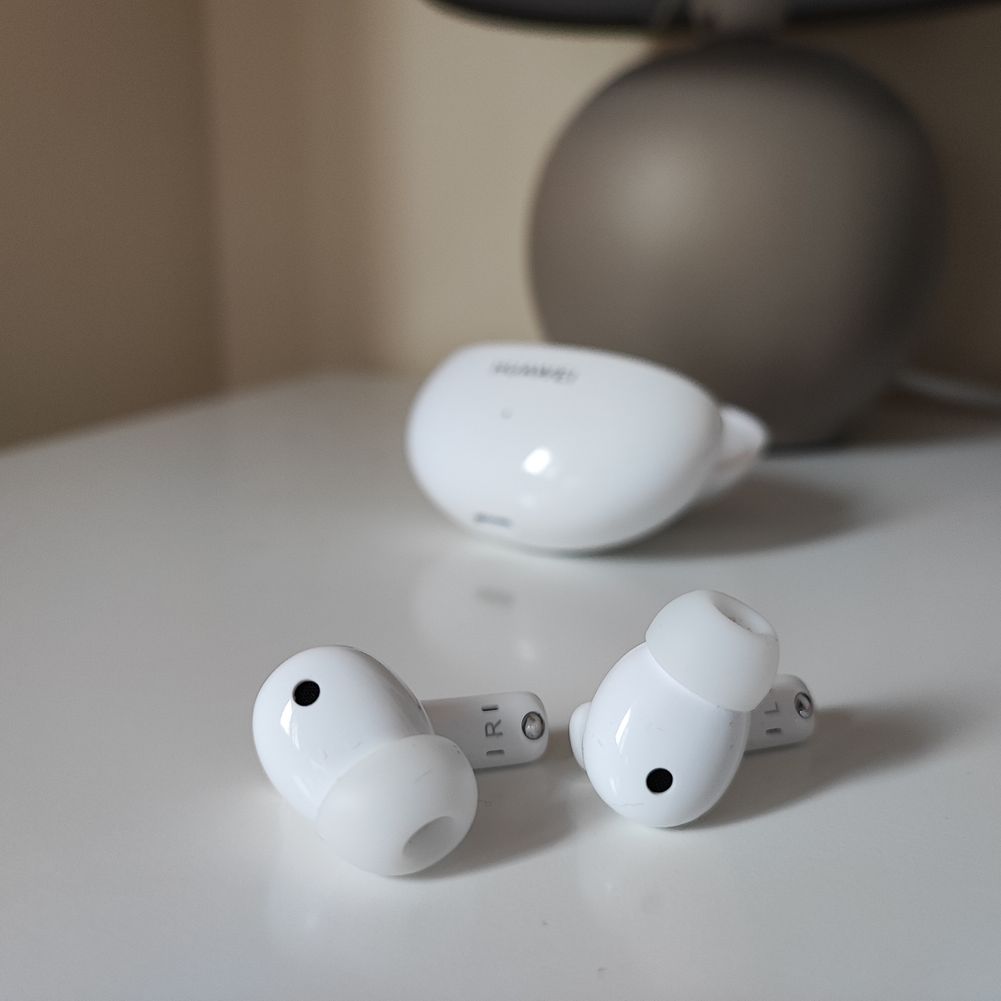 Mi experiencia con los Huawei Freebuds 5i, auriculares sin cables de buen  precio